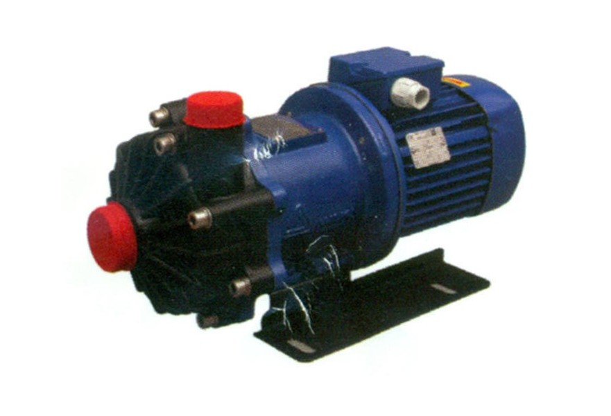 Pump WB9800 520 Lpm 400 V 3 Ph 50/60 Hz magnetic drive