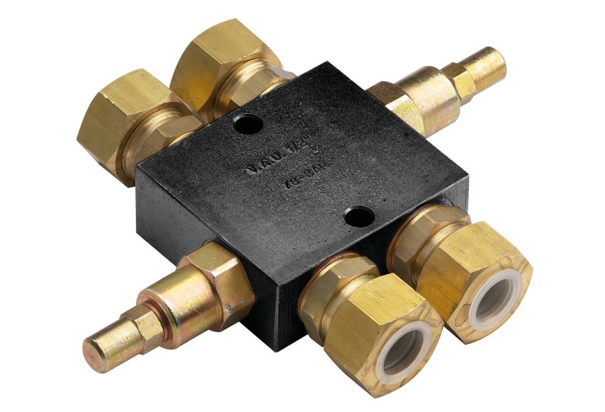 Valve Pressure relief HS42 G1/2 includes tube connectors Dia. 18 mm
